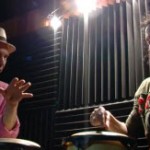 Alcaz, duo de Marsella, interpreta a Brassens