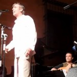 Carles Dénia canta “Benvinguda siga l’estança”, a Xàbia